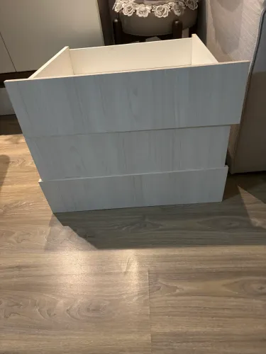 Cama Solteiro em mdf com três gavetas!