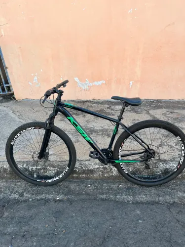 Bicicleta Aro 29 | 21 Marchas | Freio a Disco | Suspensão