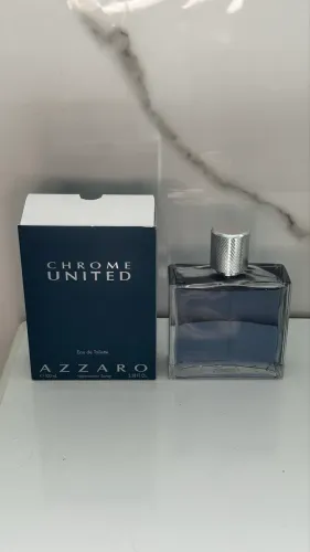Azzaro Chrome United 100ml (Caixa sem tampa)