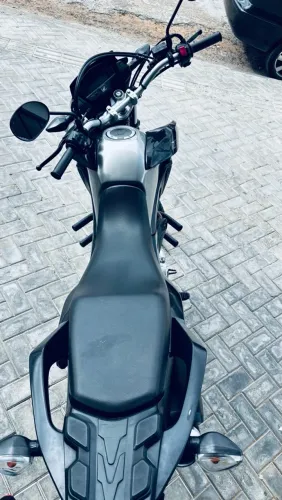 Honda Bros muito nova 