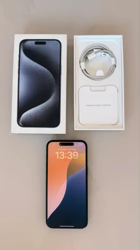 iPhone 15 pro Max ! Muito bem conservado!