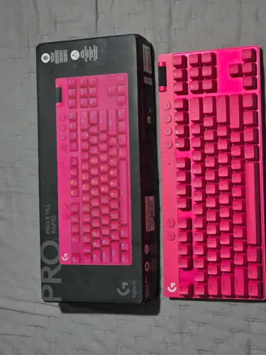 Teclado magnético logitech 