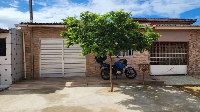 Vende-se casa no pajuçara