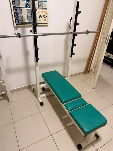 Banco de Supino, Musculação marca Pórtico + Suporte para Barra + 2 barras cromadas