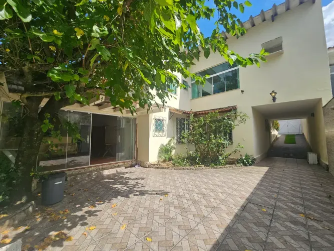 Casa condominio Moradas Vale das Palmeiras Freguesia