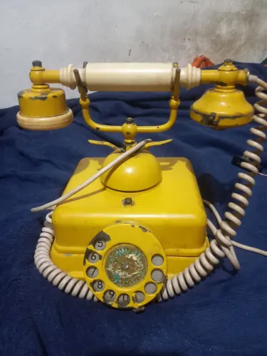 Telefone antigo (colecionador)