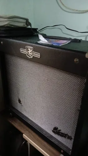 Caixa amplificador