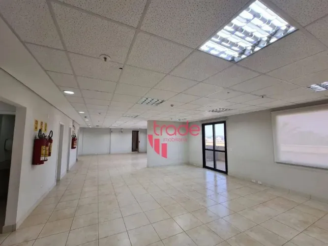 Salas Comerciais para Alugar no Bairro Alto da Boa Vista em Ribeirão Preto com Sacada.