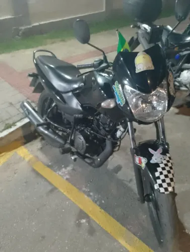 Moto muito boa para roda em app ,e muito econômica! 8.500
