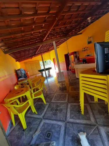 Casa e ponto comercial na praia Futuro 2 