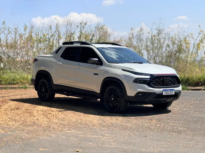 Fiat Toro Ultra 1.3 16V 4X2 TB Flex Aut. 2025
