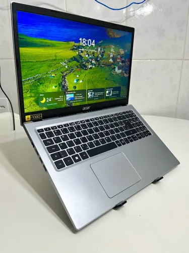 NOTEBOOK ACER ASPIRE 256SSD, 8GB RAM, SLOT PARA HD - EM ÓTIMO ESTADO