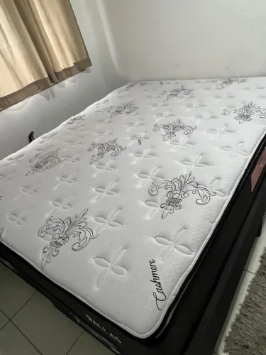Cama box Queen