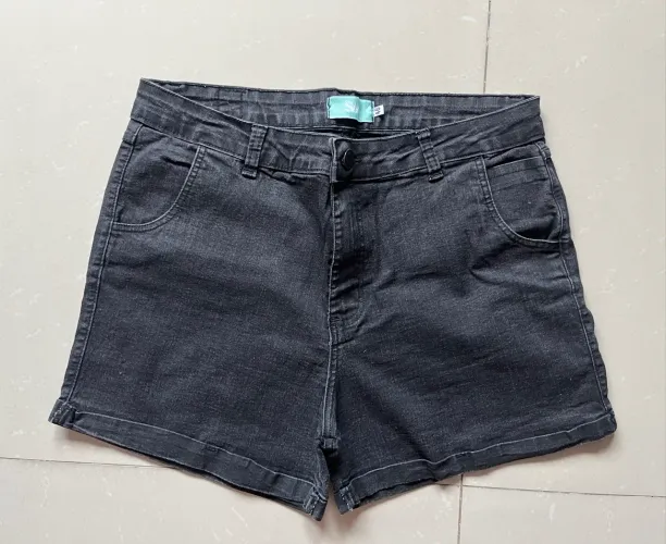 Bermuda Jeans Preta