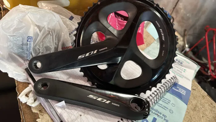 Pé de vela shimano 105