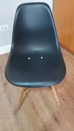 Cadeira eames preta