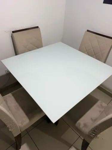 Mesa tampo de vidro usada