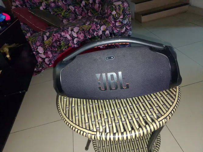 Caixa JBL 3