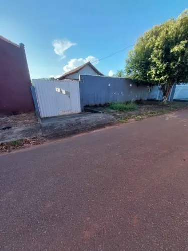 - CASA À VENDA NO UNIVERSIDADE