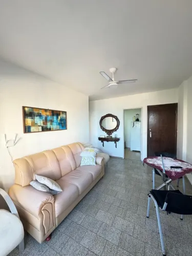 Imóvel para venda possui 68 metros quadrados com 1 quarto em Centro - Guarapari - ES