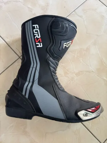 Bota Forza Long Rider tam. 44 SOMENTE VENDA