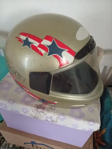 Capacete de moto R$40
