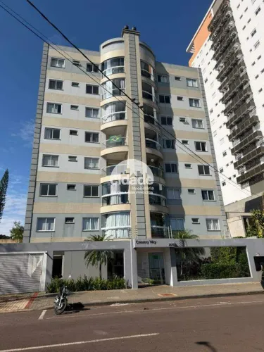 Apartamento à venda com 2 quartos (1 suíte) | Frente ao Clube Country Club | Porcelanato |