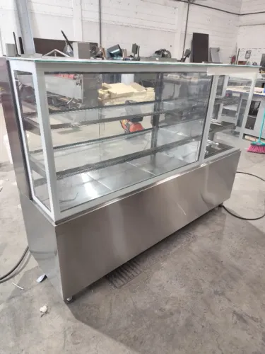 Vitrine refrigerada inox 1800×600×1250 (alta capacidade)