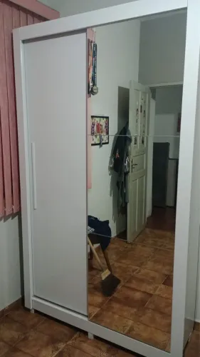 Guarda Roupa