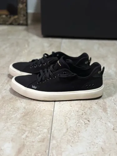 Tênis Osklen preto n° 38