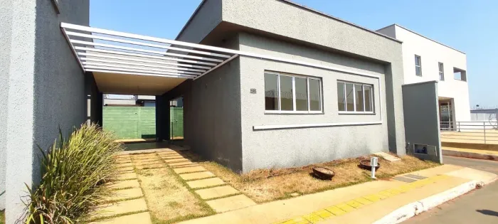 Casa em Condomínio 88m² 03 Quartos 01 Suíte com Armários Condomínio Villa Rica Royal Cháca