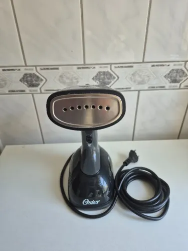 Passadeira A Vapor Portátil Oster - 110V