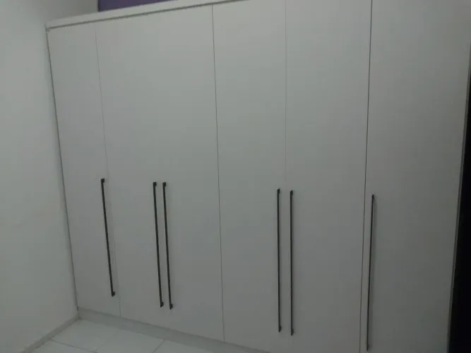 Guarda-roupa Branco MDF Espaçoso