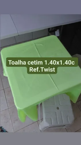 Aluguel de toalhas em cetim =$ 5.00 und