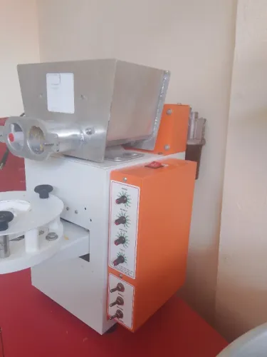 Vendo máquina compacta print 4.0 e uma amassadeira