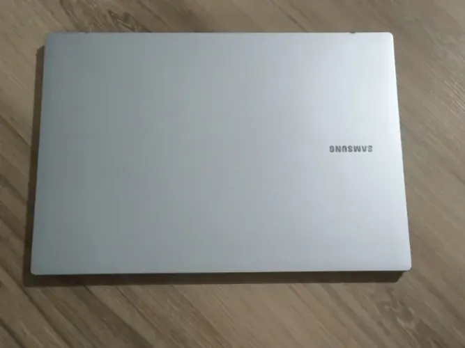 Notebook Samsung Galaxy Book Go