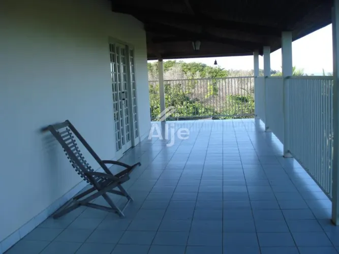VENDE-SE Chácara / Sítio NO ESTRADA AVENCAS - MARÍLIA/SP