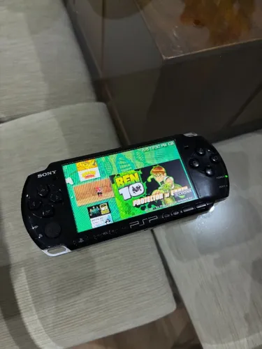 Psp 3001 zerado lotado de jogos coleção