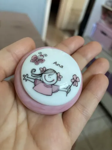 PORTA JOIA + PINGENTE EM PORCELANA