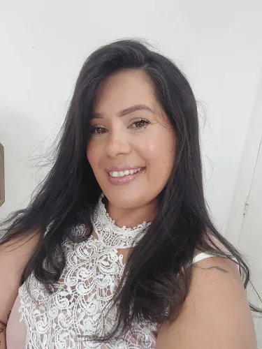Cuidadora de idosos, e acompanhante hospitalar