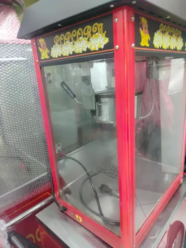 Pipoqueiras Profissional 220v/110v Yeladim