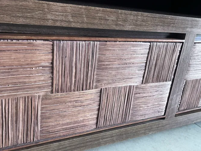 Rack para TV grande com 2 gavetas, estilo contemporâneo, excelente estado