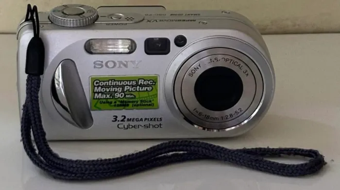Câmera fotográfica Sony,