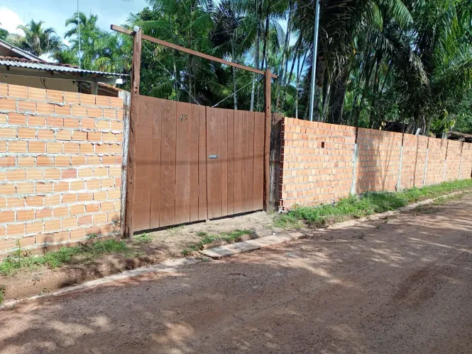 Vendo ótimo sítio em Santa Bárbara do Pará. ( leia a descrição por favor).