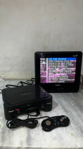 Panasonic 3DO FZ1 revisado, com Placa usbloader e vários jogos LEIA