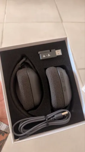 Headset Fantech Studio Pro Wireless Quad-Mode ( Fone de Ouvido)