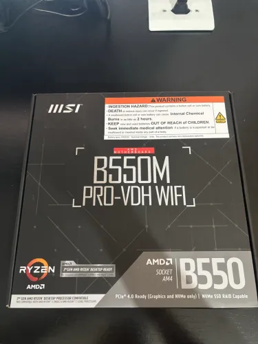 Placa-mãe MSI B550M PRO-VDH WIFI AM4 B550 - Nova, Nunca Usada