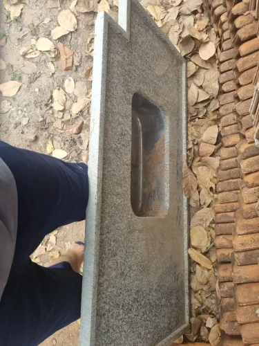 Pia de granito com cuba inox