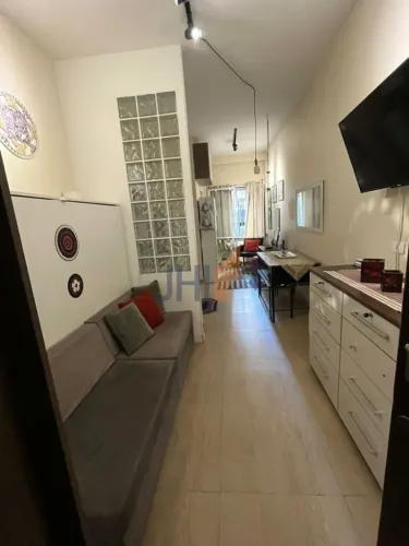 Kitchenette mobiliada na Rua Frei Caneca com 30 m² para venda