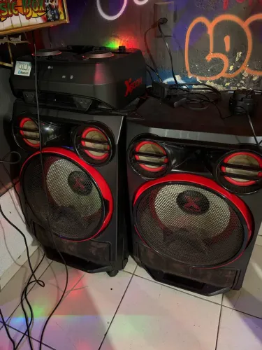 Som LG exbomm 4100w
